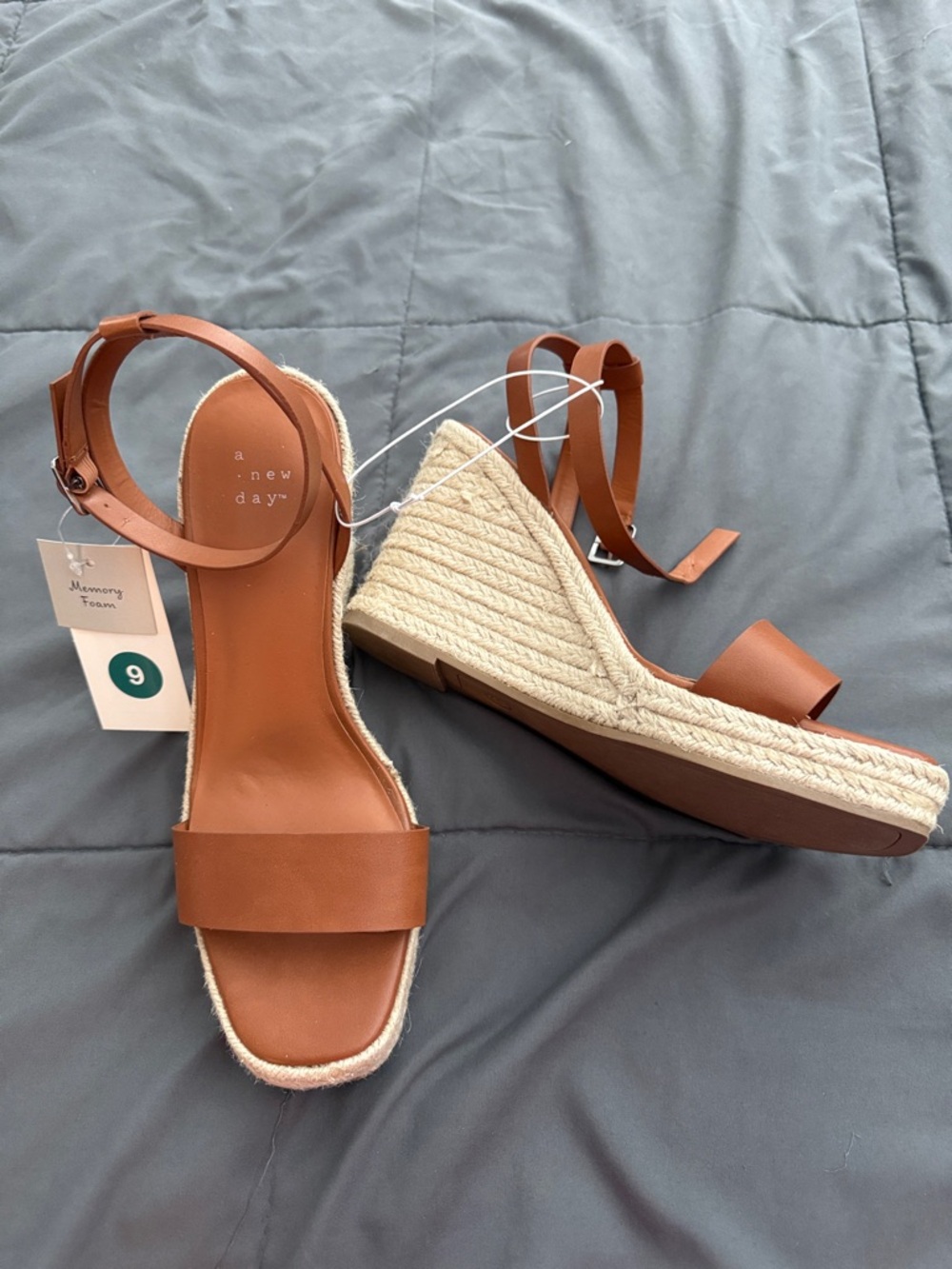 A New Day Brown Platform Wedge Strappy Sandals Women’s 9